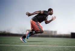 乐鱼体育App下载-中超球队防守球员个人技能提升，中超球员规则