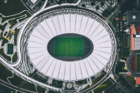 乐鱼体育 官方平台-尼克斯防守效率联盟第一，球队信心高涨，90年代尼克斯防守